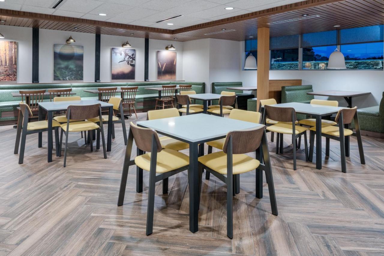 Fairfield By Marriott Inn & Suites Albertville Exterior photo